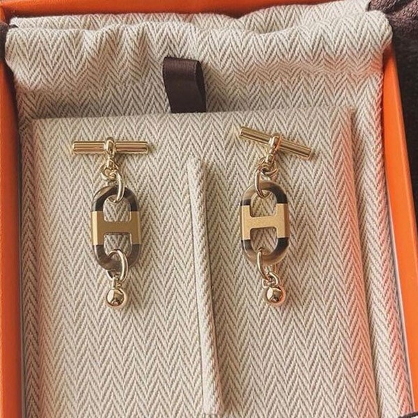 【軽やかに揺れる】HERMES ピアス エルメス・シュル・メール PM ピアス 《エルメス・シュル・メール》 GM | Hermès - エルメス