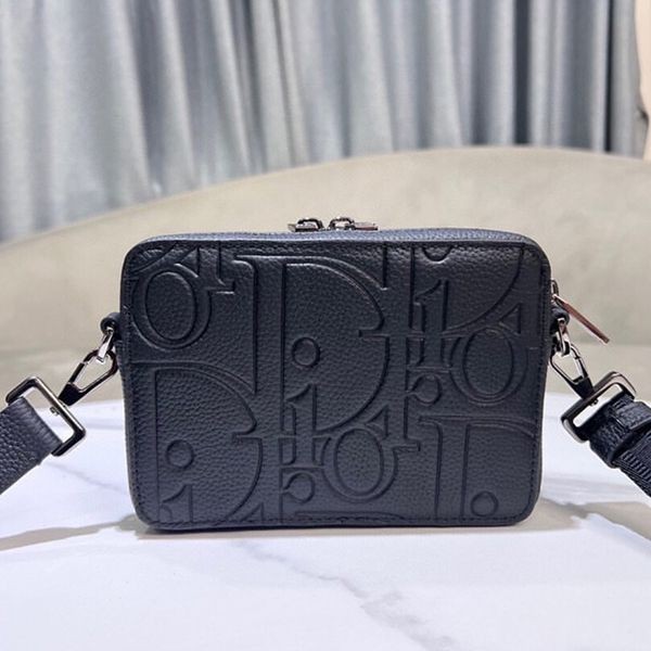 【上品♪】Dior ストラップ付き ジップ ポーチ ミニ バッグ ストラップ付き ジップ ポーチ[2OBBC119YSE_H05E] Strap Zip