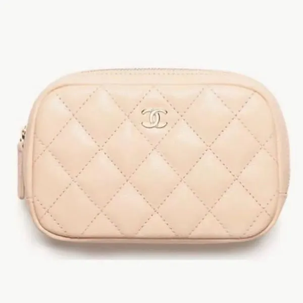 春を先取り♡キュートなパステルカラー【CHANEL】ポーチ 春を先取り♡キュートなパステルカラー【CHANEL】ポーチ