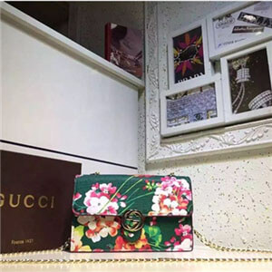 2016夏季新作☆超売れ筋GUCCI★グッチ401232-9女性ショルダーバッグ今一番熱い春夏絶品!女性が欠かせないアイテム★♫